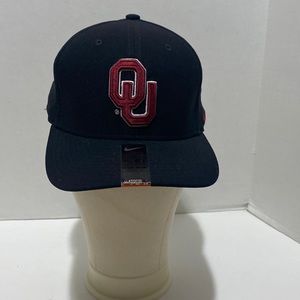 Nike classic Dri fit University of Oklahoma